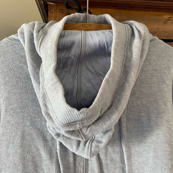 Forever 21 Contemporary Hoodie - Picture 10 of 14
